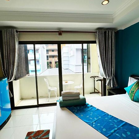 สกายซิลค์ เดคคอเรชั่น เฮาส์ Hotel Patong ภายนอก รูปภาพ
