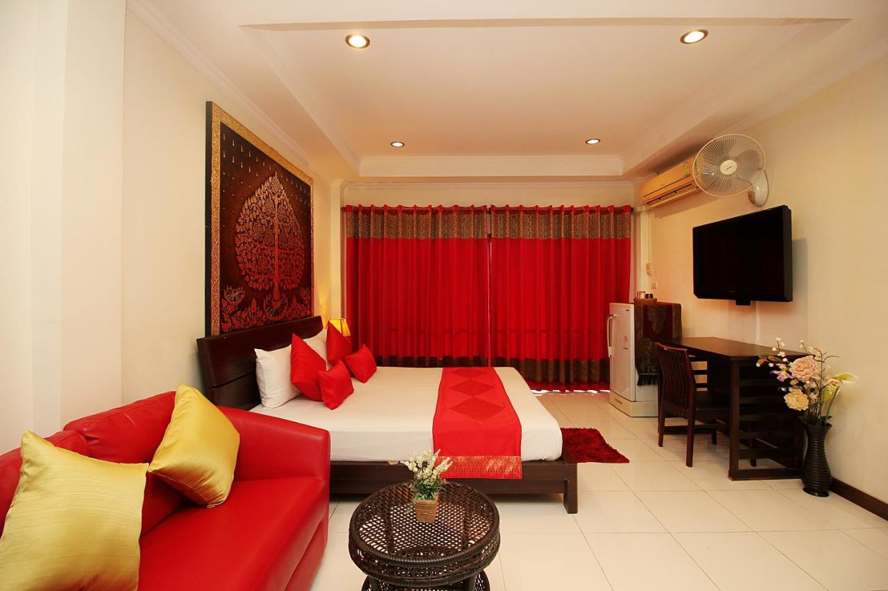 สกายซิลค์ เดคคอเรชั่น เฮาส์ Hotel Patong ภายนอก รูปภาพ