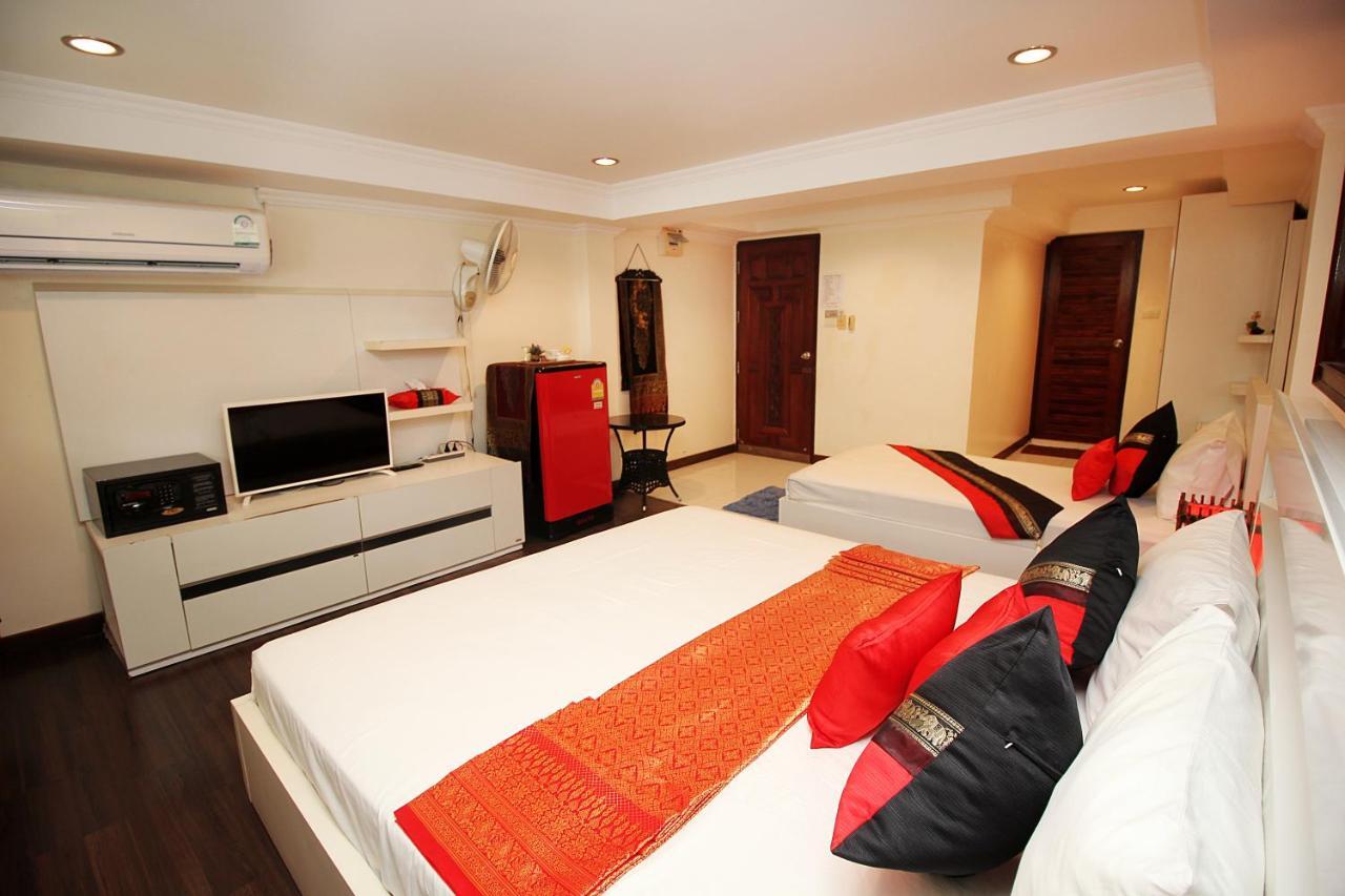 สกายซิลค์ เดคคอเรชั่น เฮาส์ Hotel Patong ภายนอก รูปภาพ